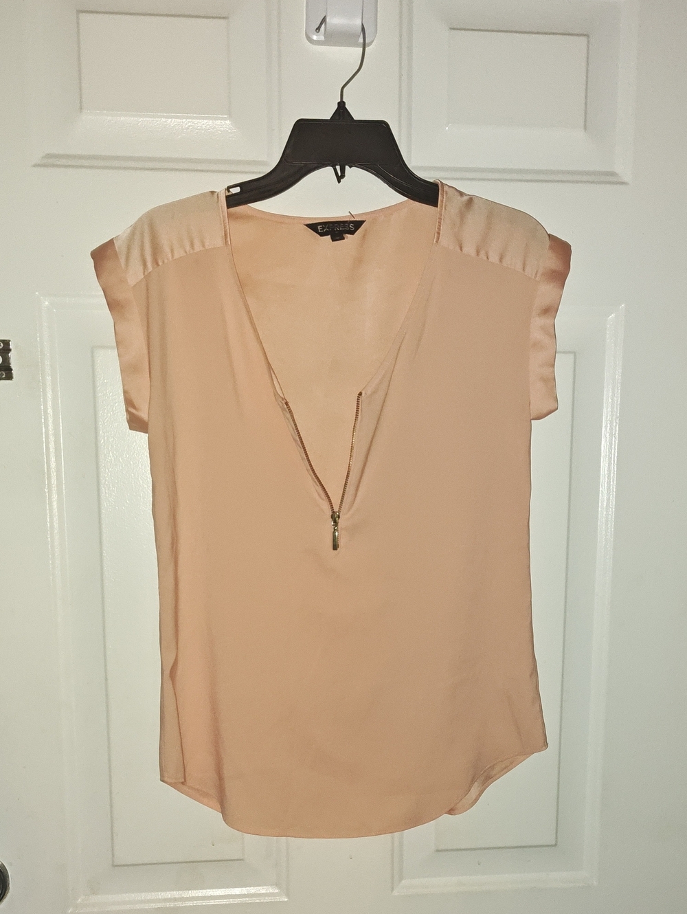 Express Women's Peach Zip-Front Cap Sleeve Blouse